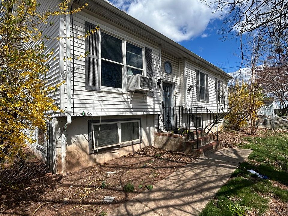 1st image of 123 Kimball St