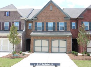 5890 Shiloh Woods Dr, Cumming, GA 30040