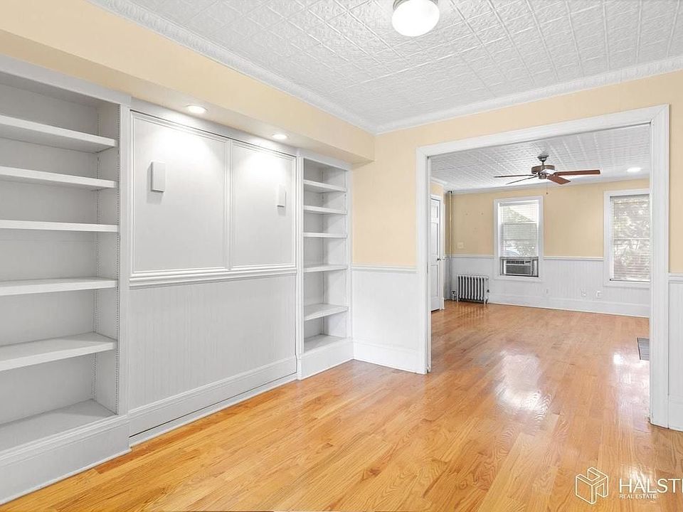 1st image of 19 Windsor Pl #1