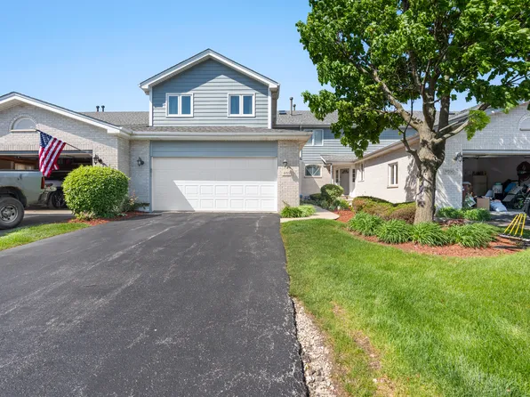 8592 Tullamore Dr, Tinley Park, IL 60487