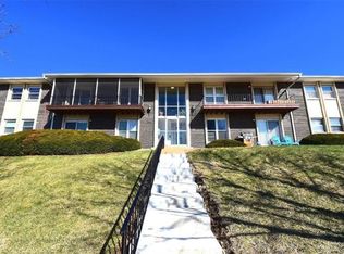 10371 Forest Brook Ln APT D, Saint Louis, MO 63146