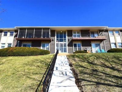 10371 Forest Brook Ln APT D, Saint Louis, MO, 63146