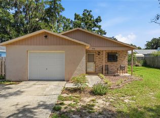 625 E 8th Ave, Mount Dora, FL 32757