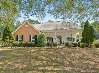 1204 Fox Creek Dr, McDonough, GA 30252