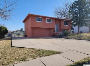 13420 Carpenter St, Omaha, NE 68138