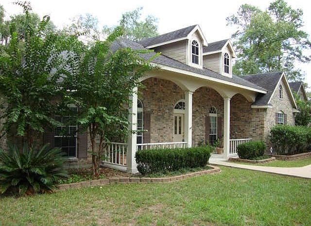 1st image of 32802 Clearwater Ct