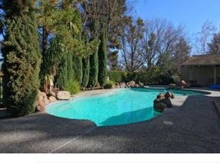 44638 Country Club Dr, El Macero, CA 95618