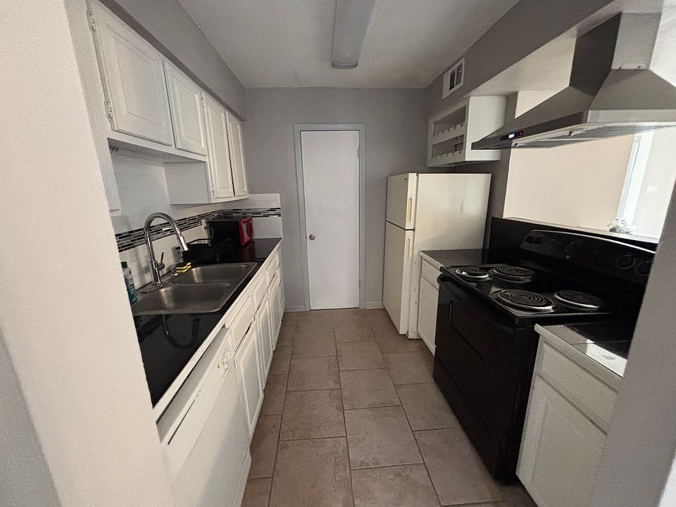 1st image of 1727 S Brightside View Dr APT E