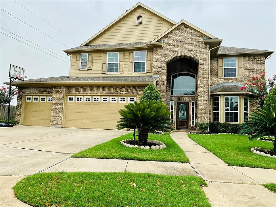 1st image of 2418 Nashmor Dr