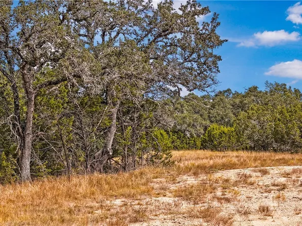 1949 Paradise Pkwy, Canyon Lake, TX 78133