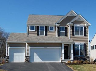 1349 Park Meadow Dr, Marysville, OH 43040