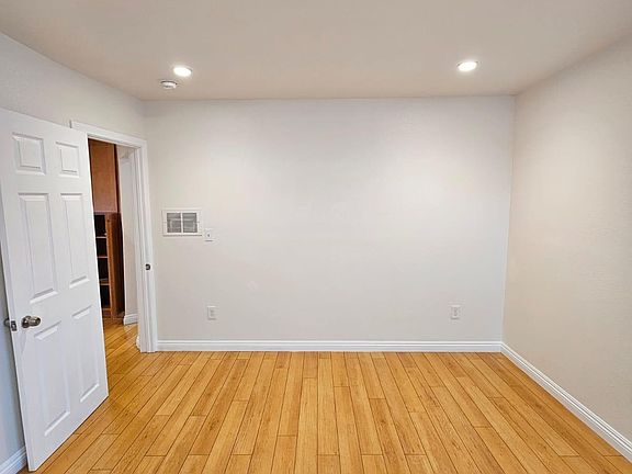 2nd image of 1041 W 93rd St #1