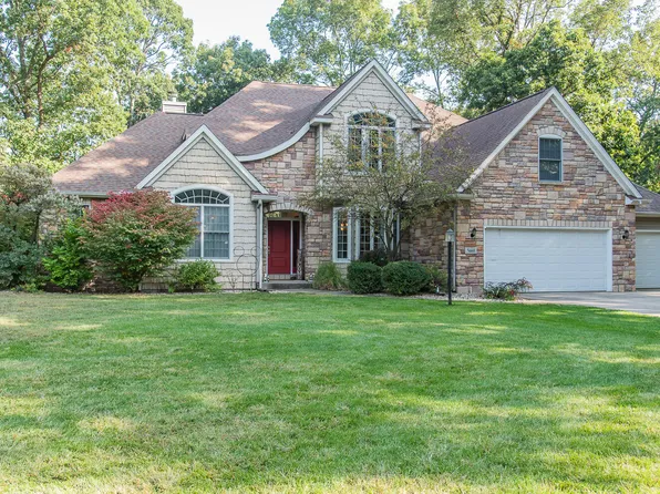 5660 Saddle Club Dr, Kalamazoo, MI 49009