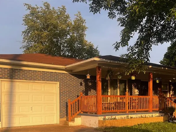 522 N Elm St, Dexter, MO 63841