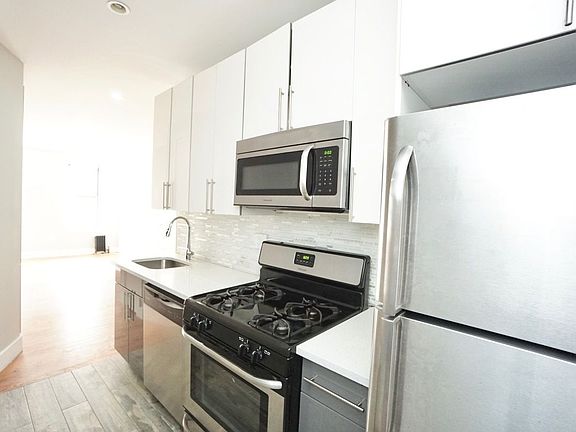 2nd image of 225 W 146th St APT 9A