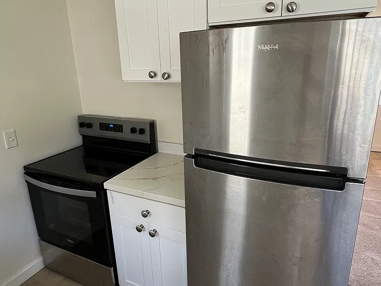 263 Euclid Ave #203 — Photo 5