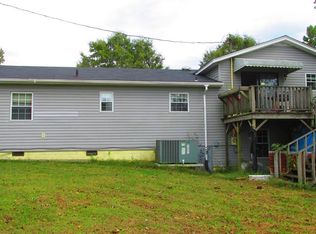 63 Blevins Rd, Falkville, AL 35622