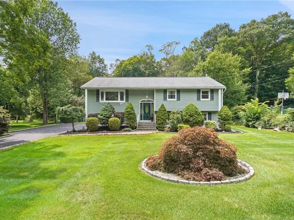 3871 Fawn Court, Shrub Oak, NY 10588