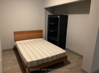 321 Spruce St #303, Waterloo, ON N2L 0G4