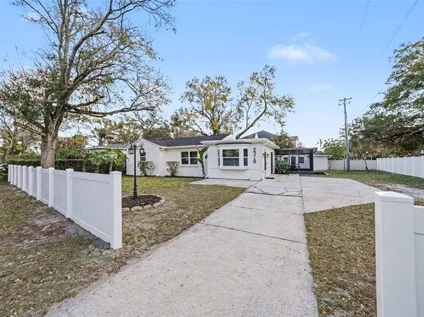 2318 Carroll Pl, Tampa, FL 33612