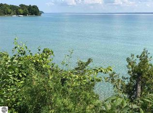 15101 Bluff Rd, Traverse City, MI 49686