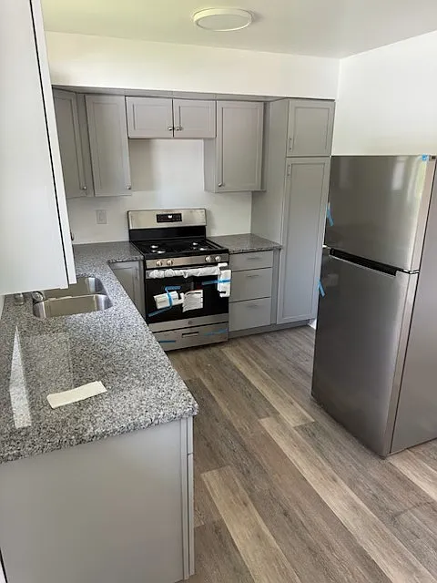 3 bed, 936 sqft, $1,650 — Photo 2