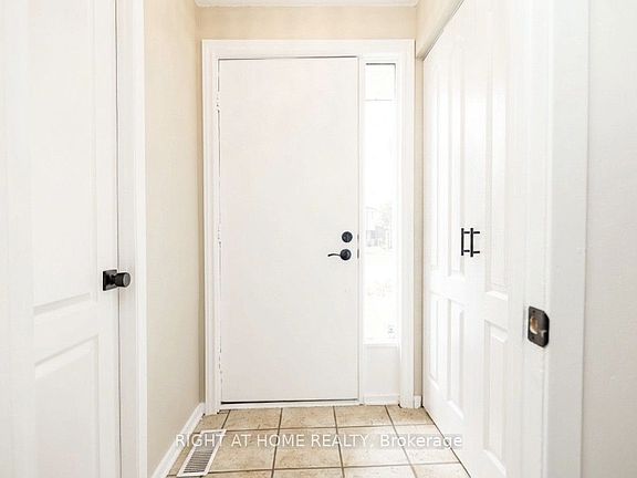 5th image of 30 Berkshire Way