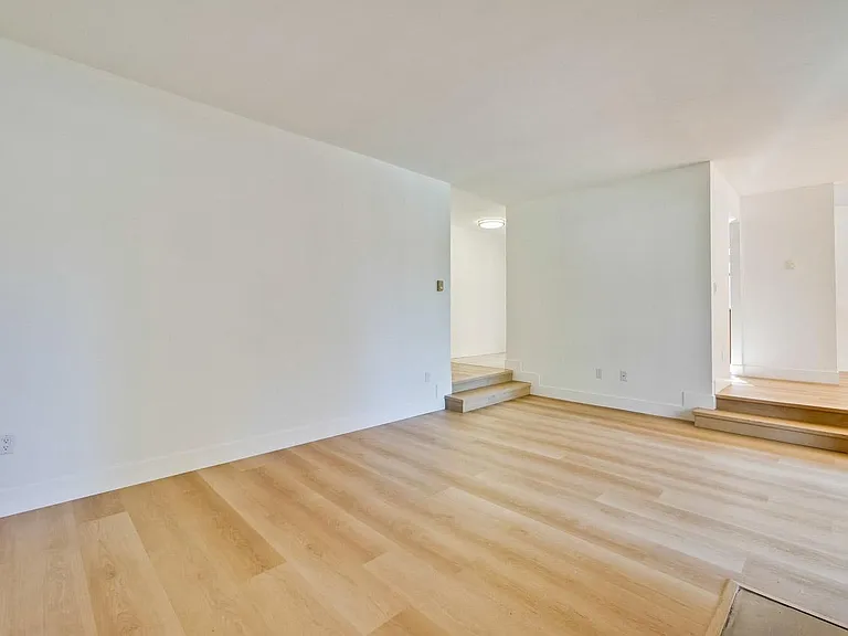 928 Wright Ave #303 — Photo 16