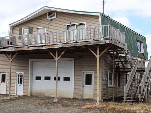2nd image of 1010 Mapleton Road