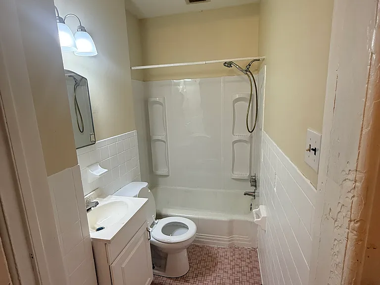 765 Madison Ave #2 — Photo 6
