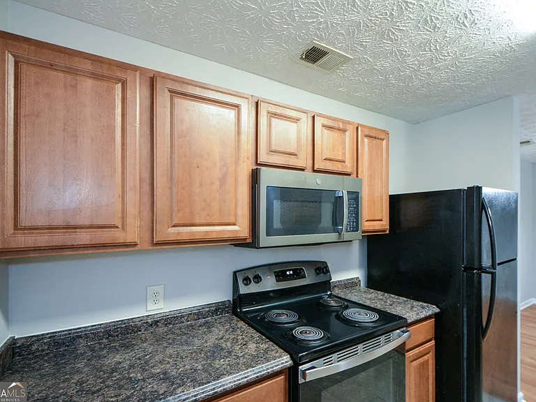 4101 Fairington Club Dr — Photo 11