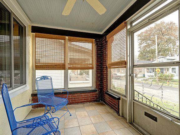 3rd image of 2352 Alexander Ave