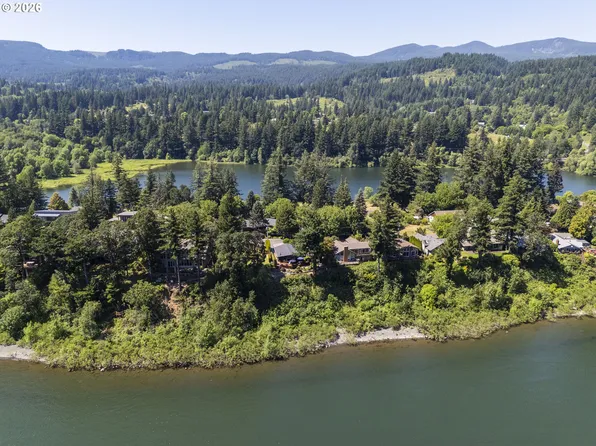 632 Skamania Landing Rd, Stevenson, WA 98648
