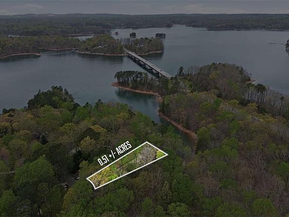4th image of 5428 N Cove Rd