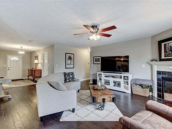 4th image of 12054 Chapelwood Ln