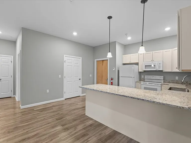 32 Cottonwood Drive — Photo 12