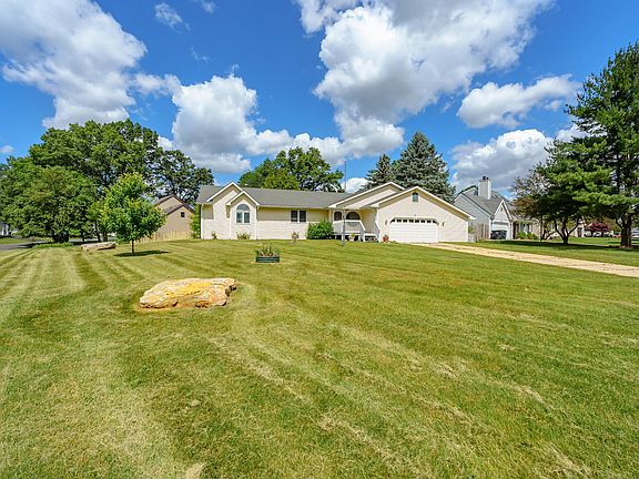 2nd image of 4761 Cascade Ct