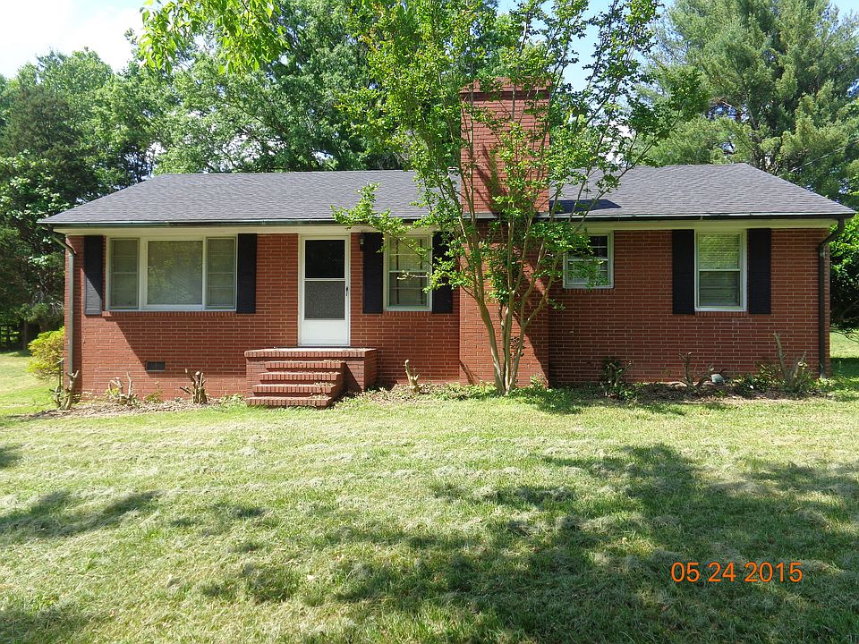2nd image of 275 Spur Rd