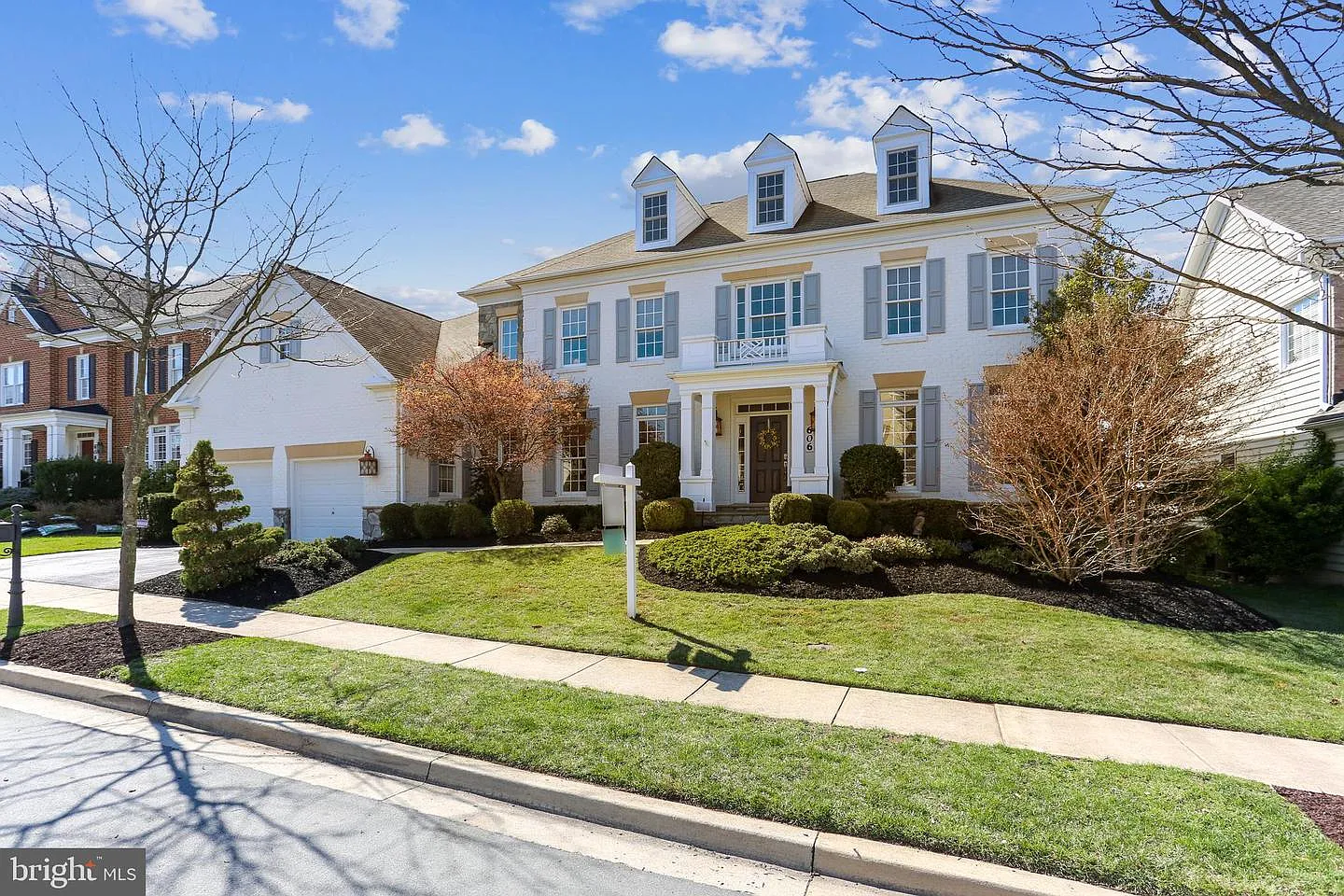 606 Oak Knoll Ter photo 1