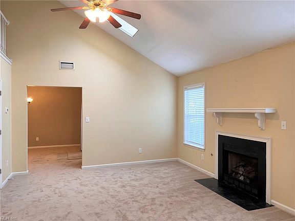 4th image of 1521 Orchard Grove Dr