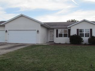 1905 Concord Dr, Durand, IL 61024