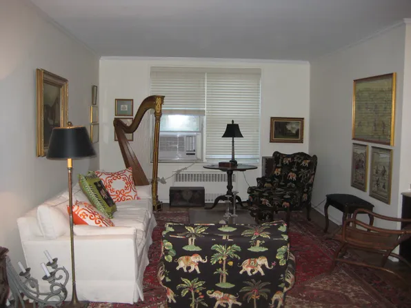 112-20 72nd Drive image 1 of 10