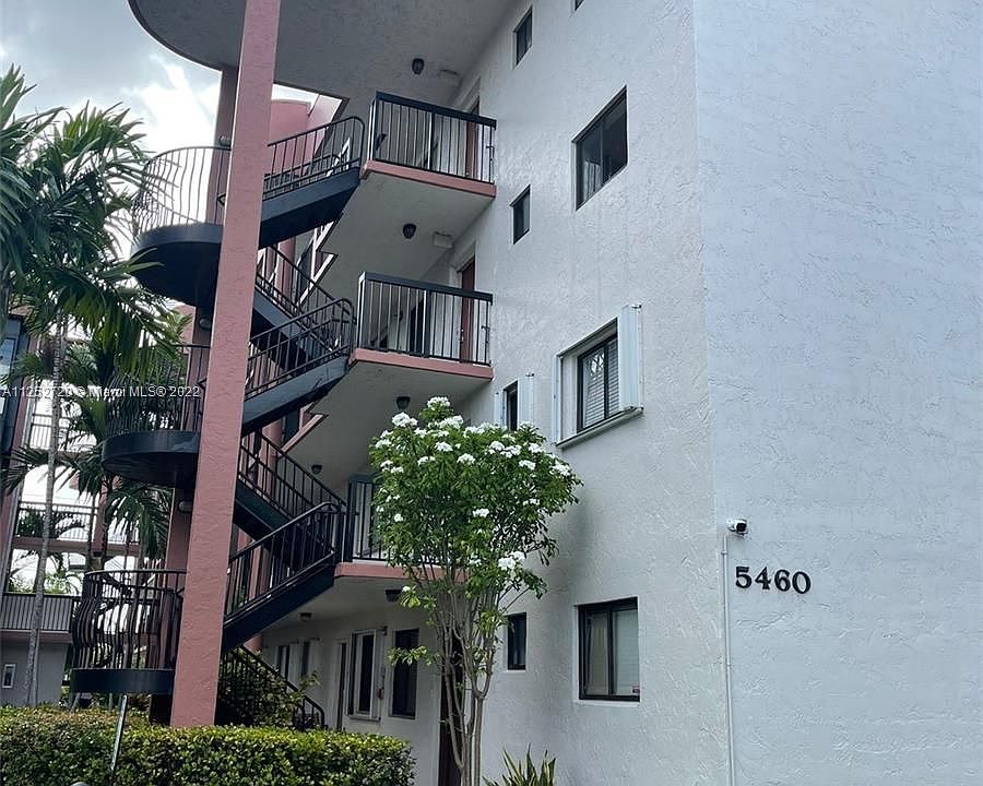 1st image of 5460 W 21st Ct APT 310
