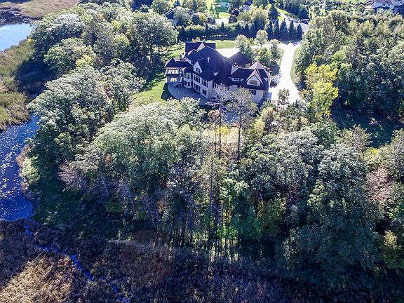4th image of 23130 Itasca Avenue Cir N
