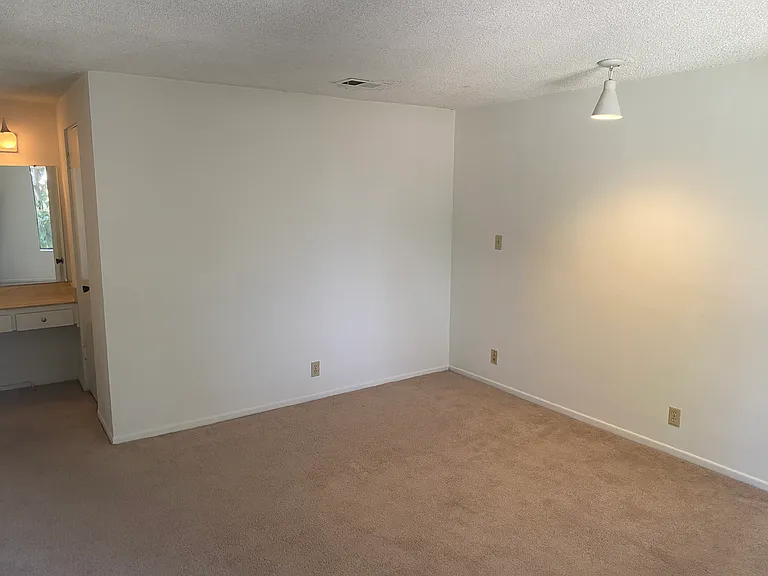 11425 Rochester Ave #2 — Photo 21