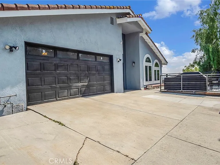 4124 Barrett Rd — Photo 40