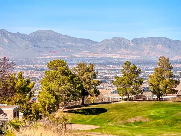 2702 Grand Forks Rd, Henderson, NV 89052