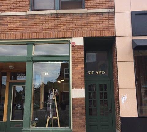 4th image of 317 E Grand River Ave APT B