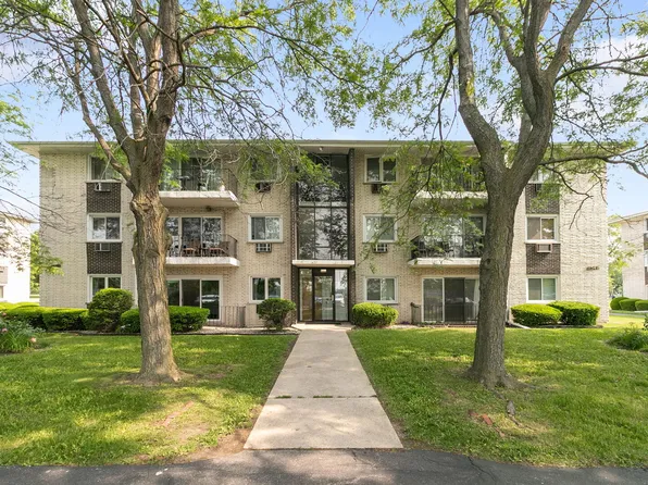 6540 W 94th Pl APT 1A, Oak Lawn, IL 60453