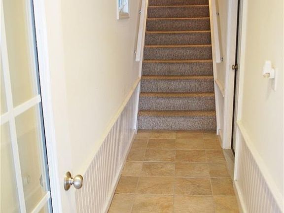 2nd image of 832 Pennlyn Pl